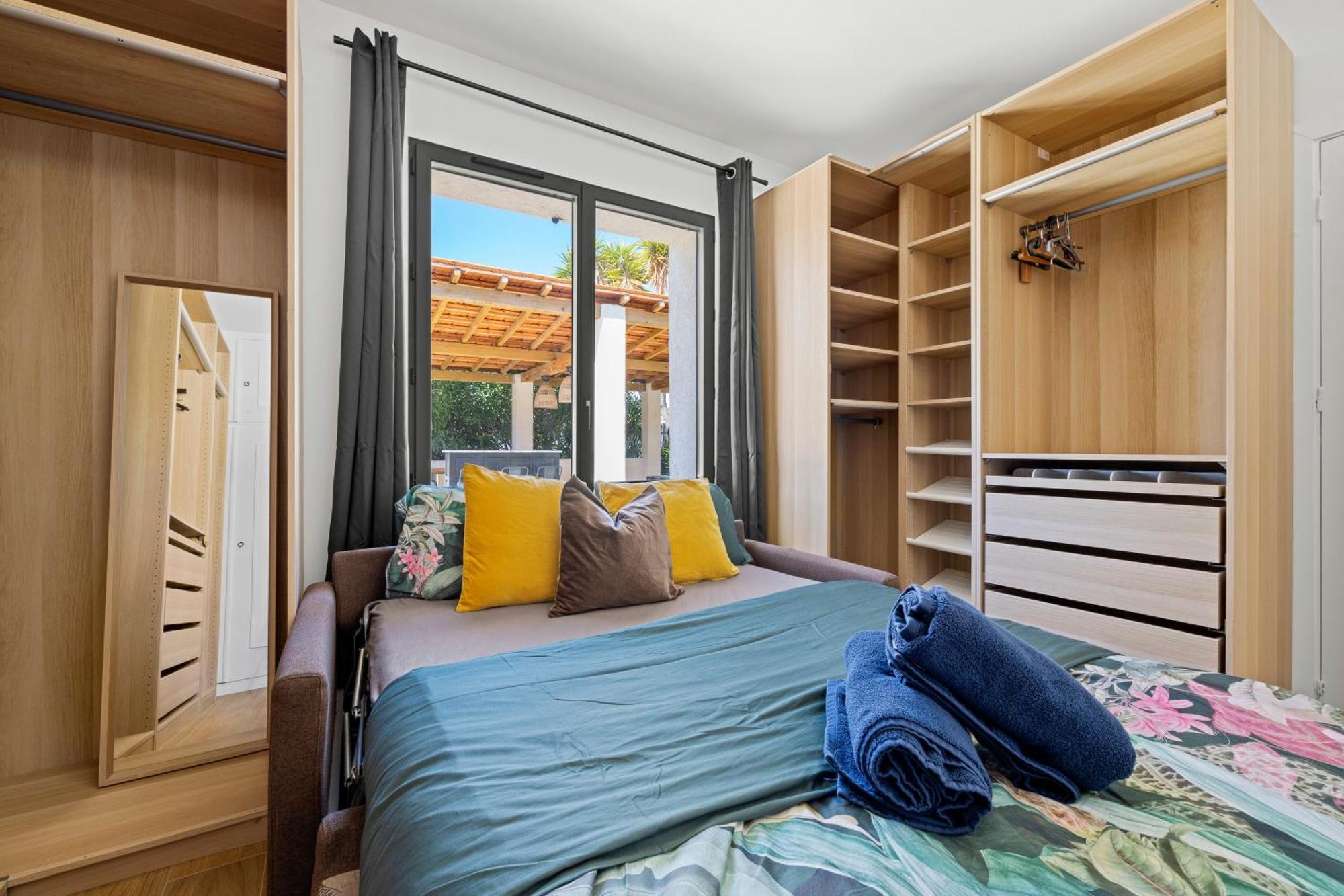 Renting - Bellet - Live A Dream Pool 3 Bedroom Garden Parking Nizza